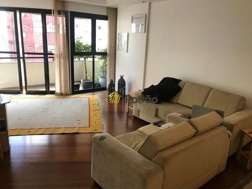 Apartamento, 3 quartos, 155 m² - Foto 1