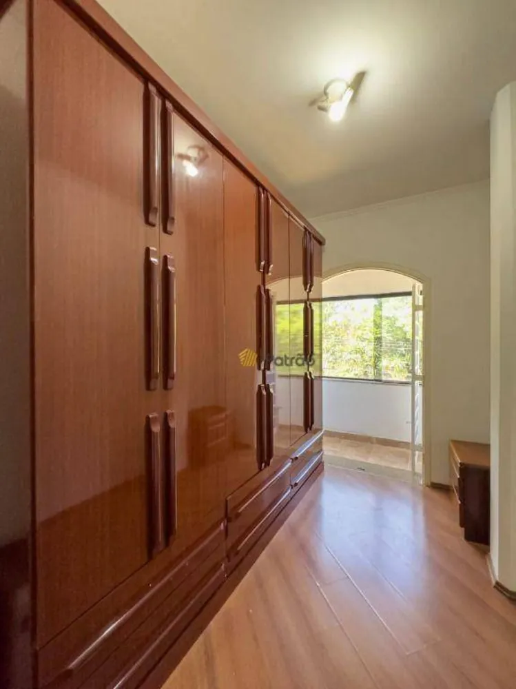 Sobrado, 5 quartos, 522 m² - Foto 11