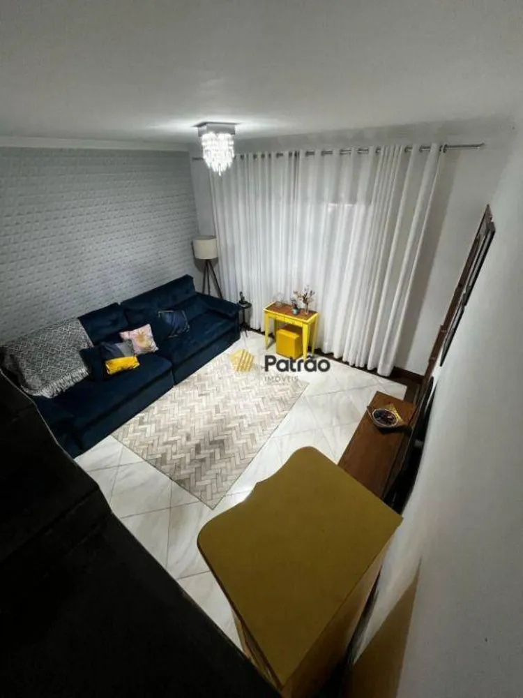Sobrado, 3 quartos, 200 m² - Foto 1
