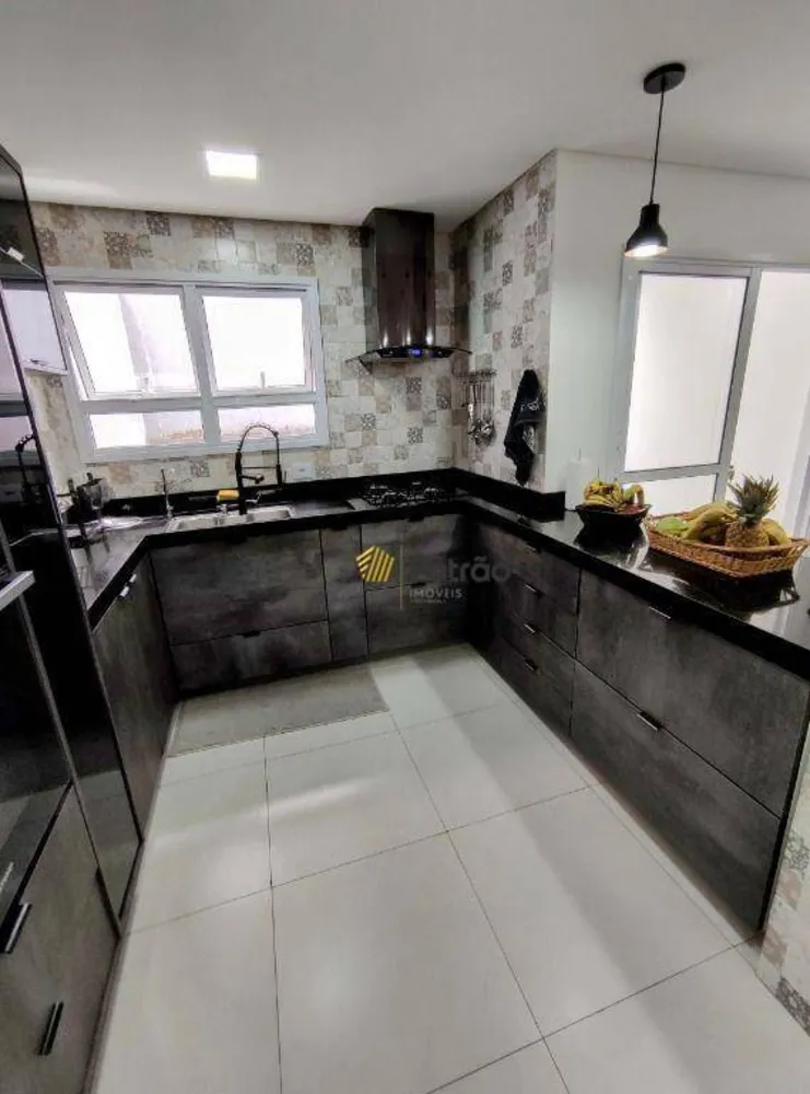 Sobrado, 3 quartos, 270 m² - Foto 6