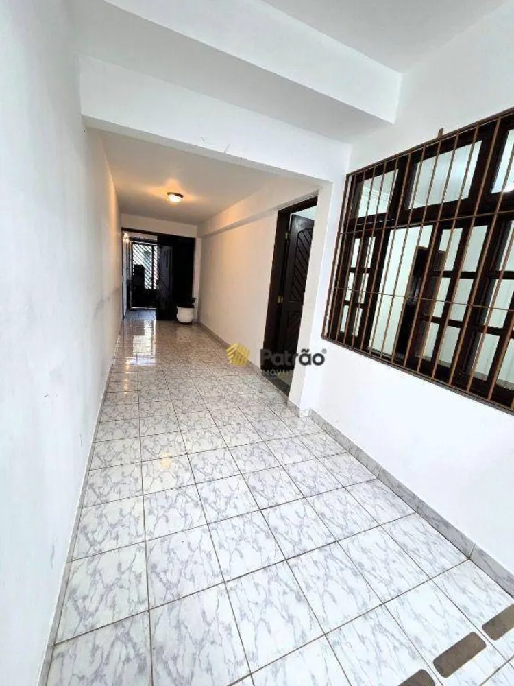 Casa, 3 quartos, 237 m² - Foto 16