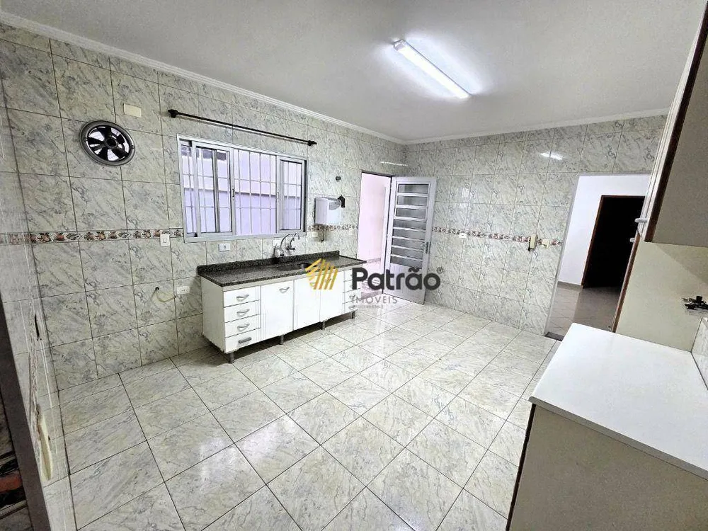 Casa, 3 quartos, 237 m² - Foto 10