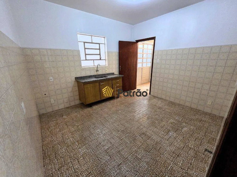 Casa, 3 quartos, 237 m² - Foto 11
