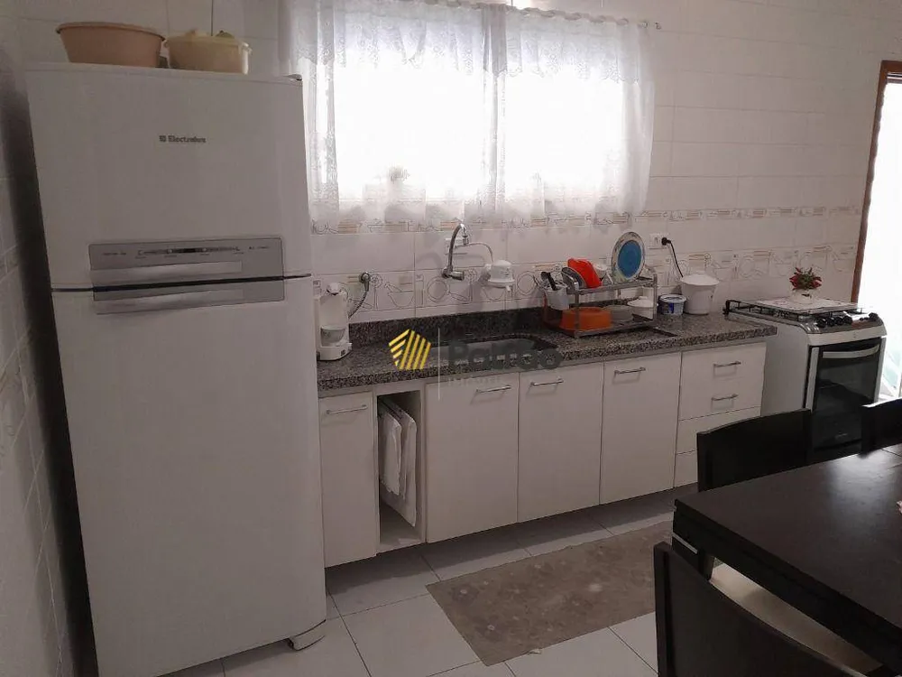 Casa, 3 quartos, 183 m² - Foto 9