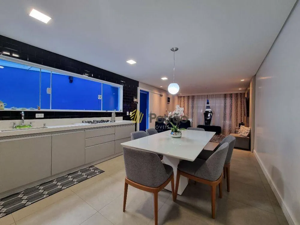 Sobrado, 2 quartos, 202 m² - Foto 4