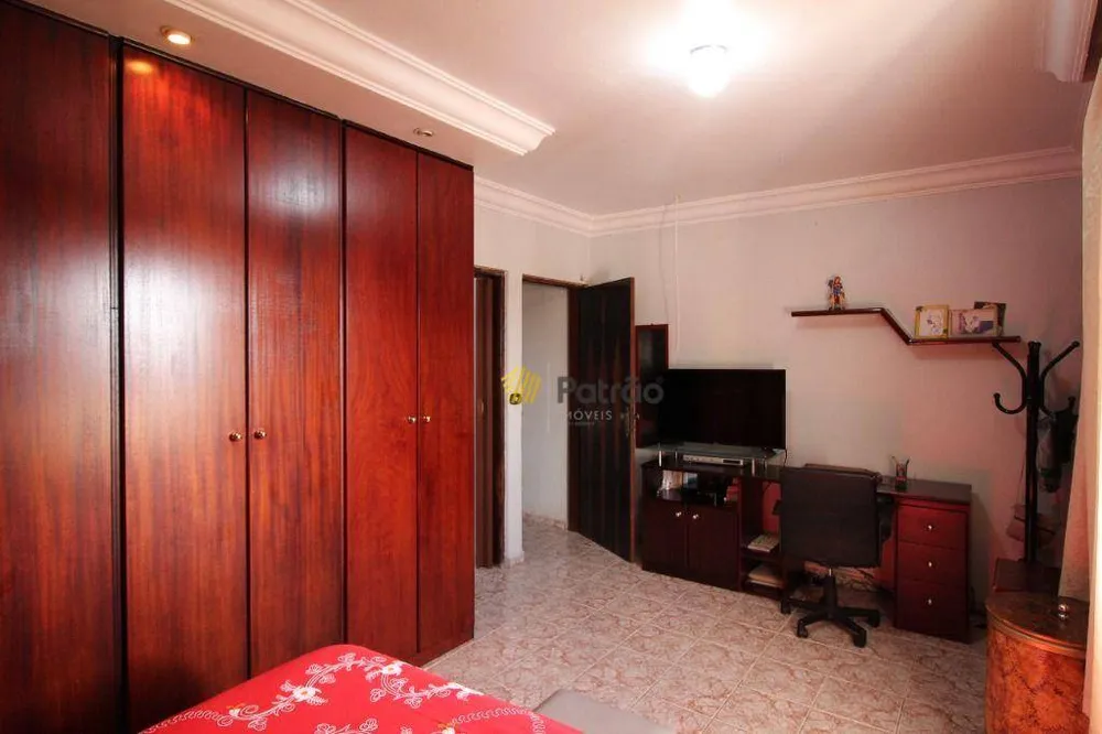 Sobrado, 3 quartos, 228 m² - Foto 4