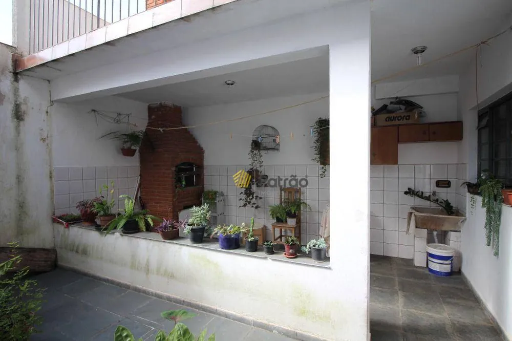 Sobrado, 3 quartos, 228 m² - Foto 3