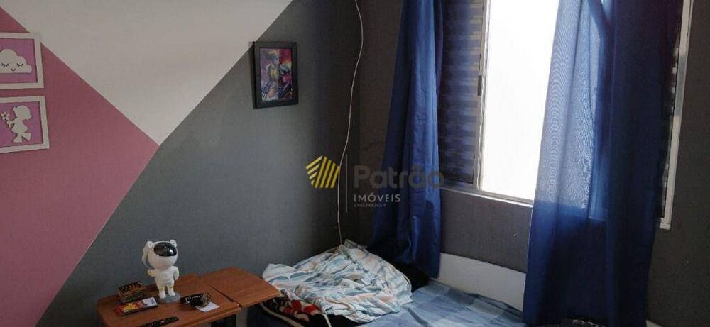 Sobrado, 4 quartos, 214 m² - Foto 1