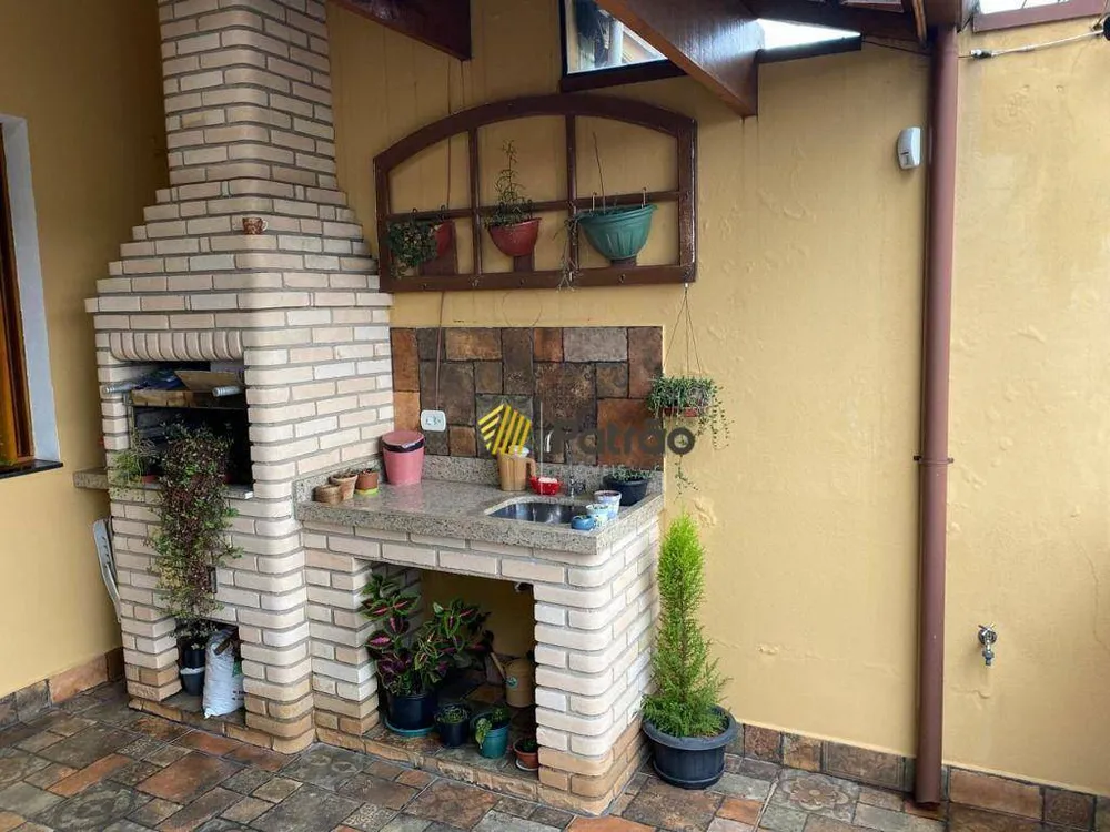 Sobrado, 4 quartos, 200 m² - Foto 2