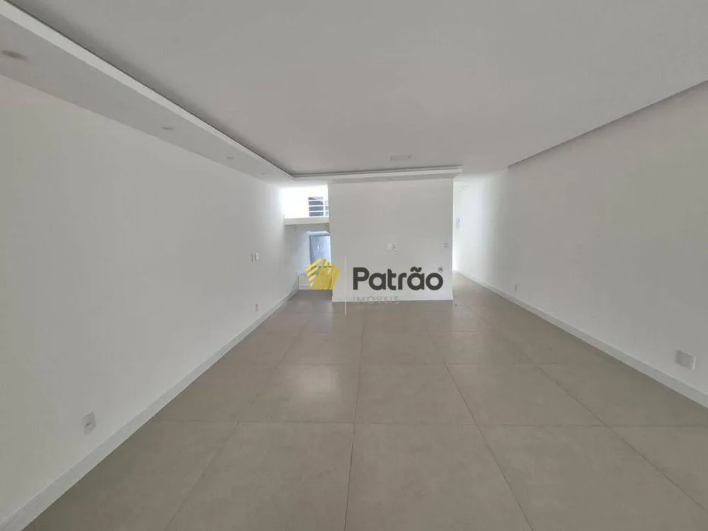 Sobrado, 3 quartos, 279 m² - Foto 1