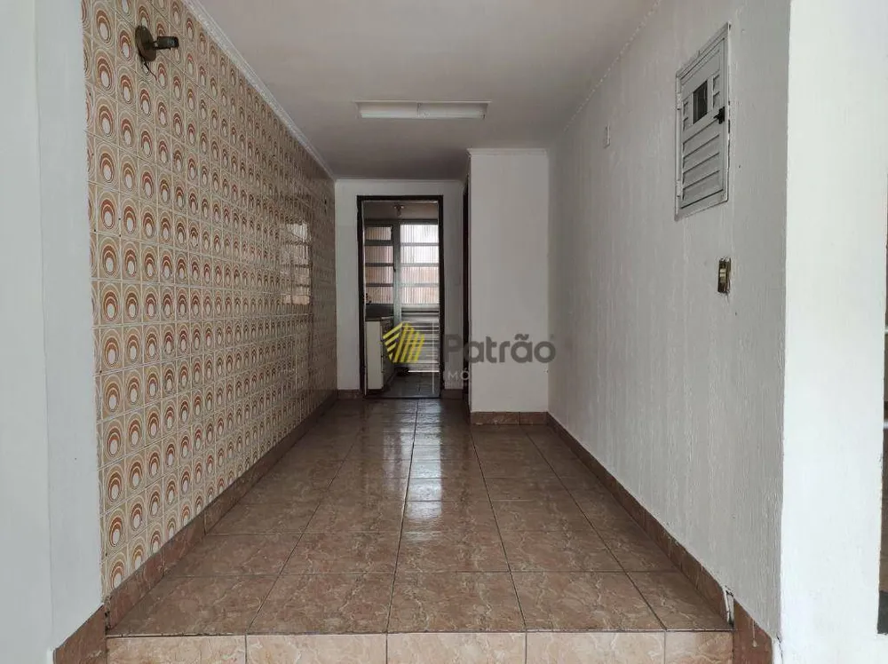 Sobrado, 4 quartos, 236 m² - Foto 1