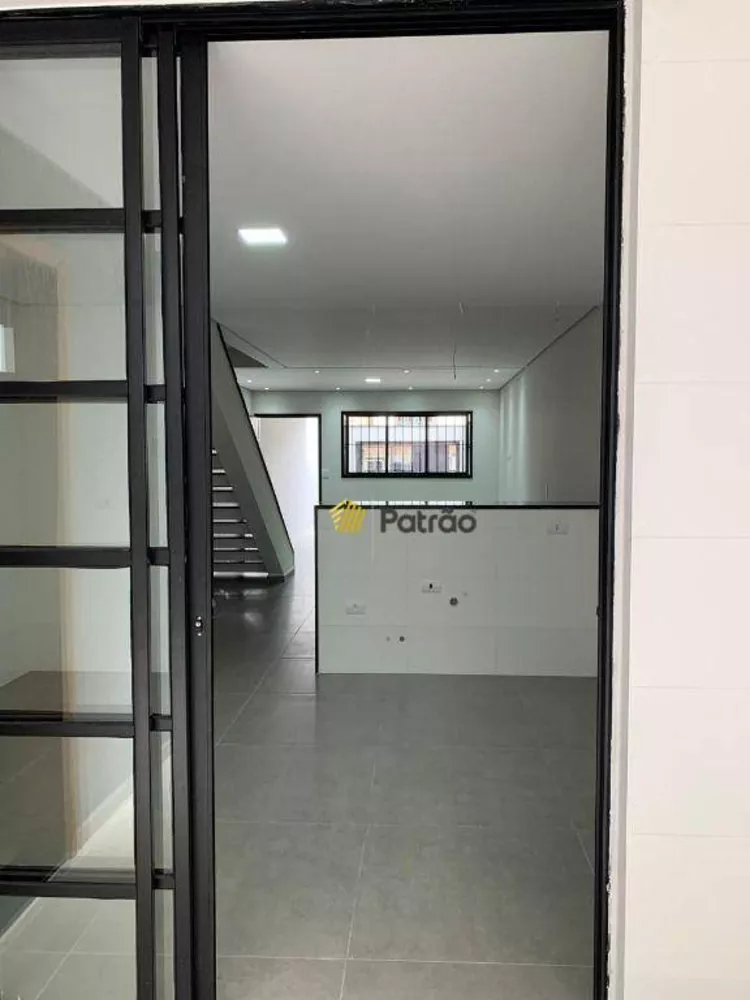 Sobrado, 3 quartos, 180 m² - Foto 1