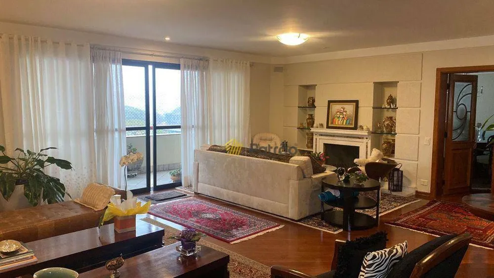 Apartamento, 3 quartos, 374 m² - Foto 2