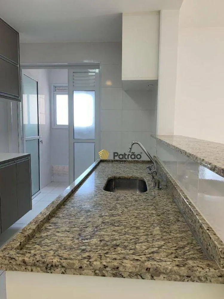 Apartamento, 3 quartos, 76 m² - Foto 2