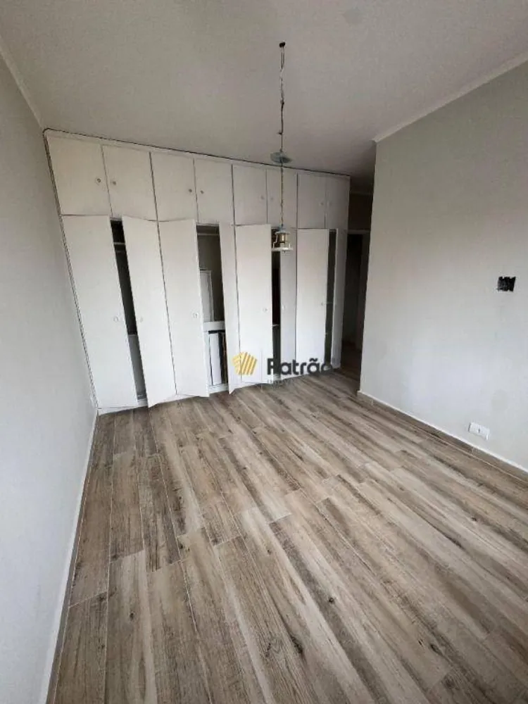 Sobrado, 3 quartos, 217 m² - Foto 1