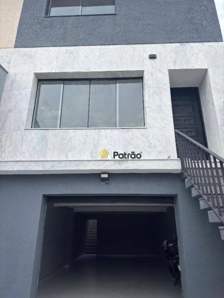 Sobrado, 3 quartos, 217 m² - Foto 2