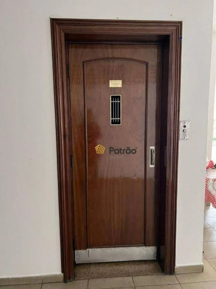 Sobrado, 5 quartos, 940 m² - Foto 13