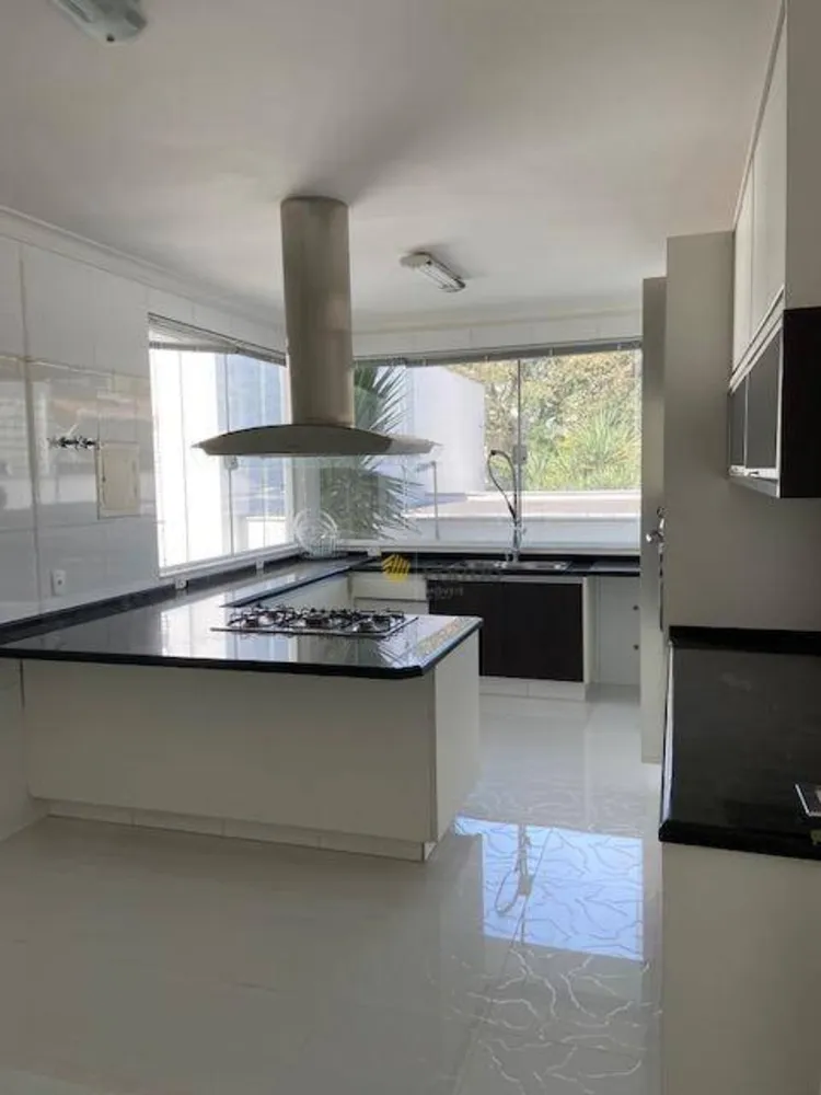 Casa, 6 quartos, 1131 m² - Foto 6