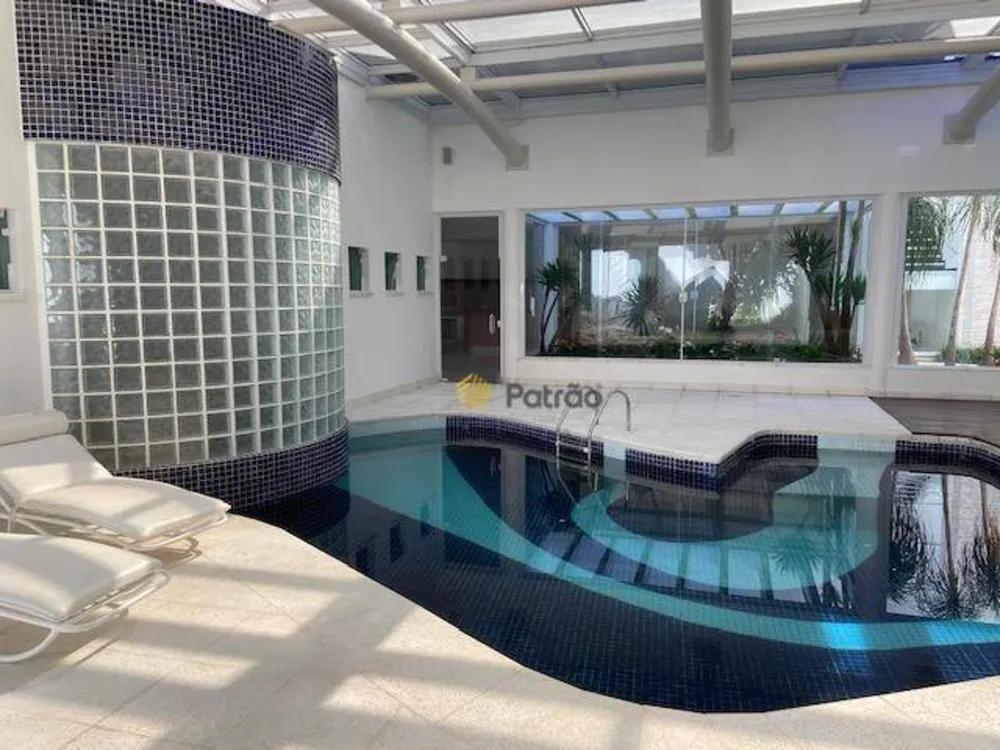 Casa, 6 quartos, 1131 m² - Foto 2