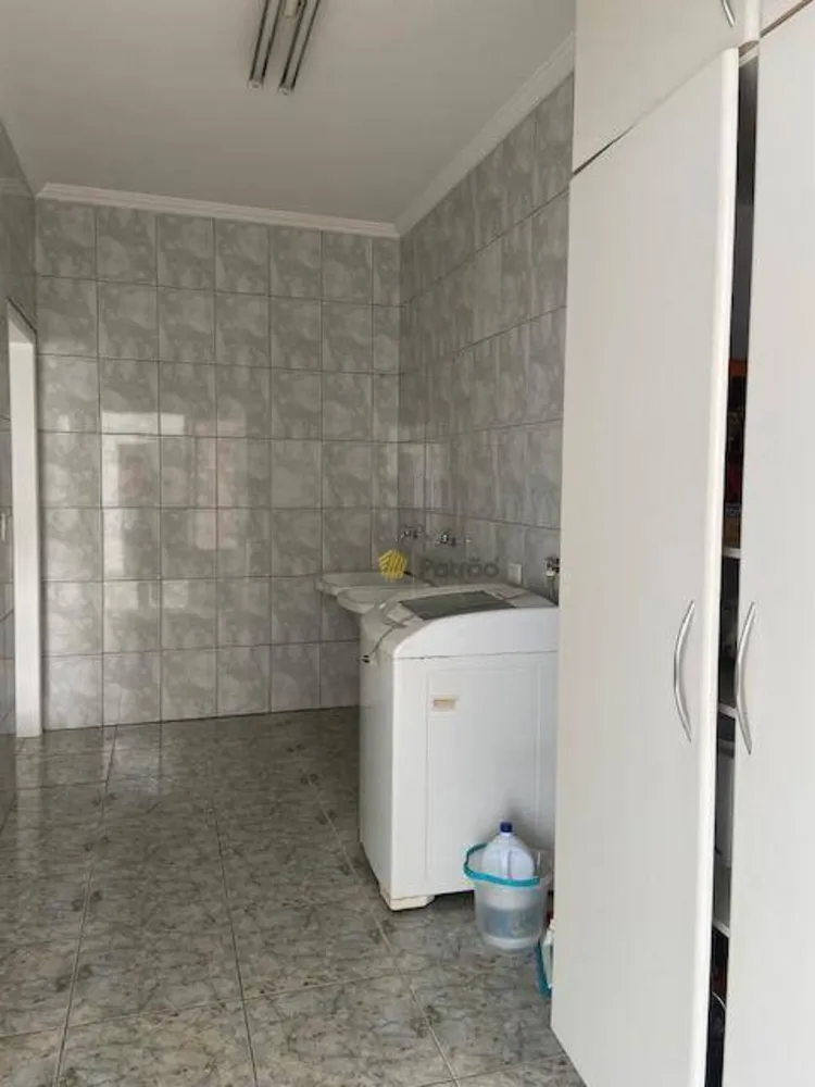 Casa, 6 quartos, 1131 m² - Foto 4