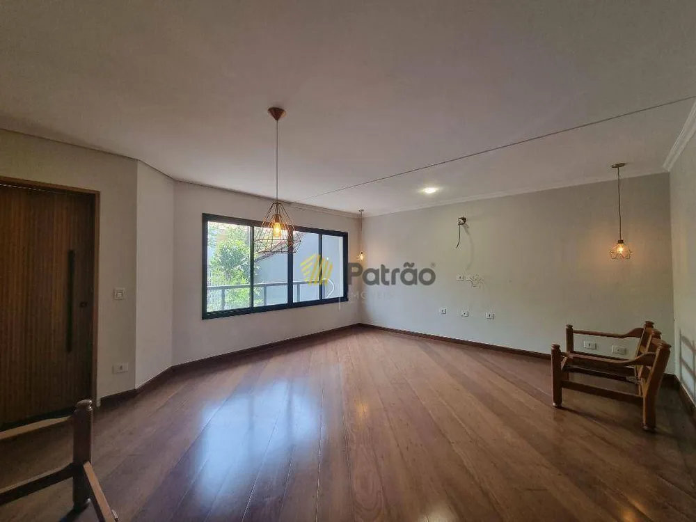 Sobrado, 3 quartos, 220 m² - Foto 1
