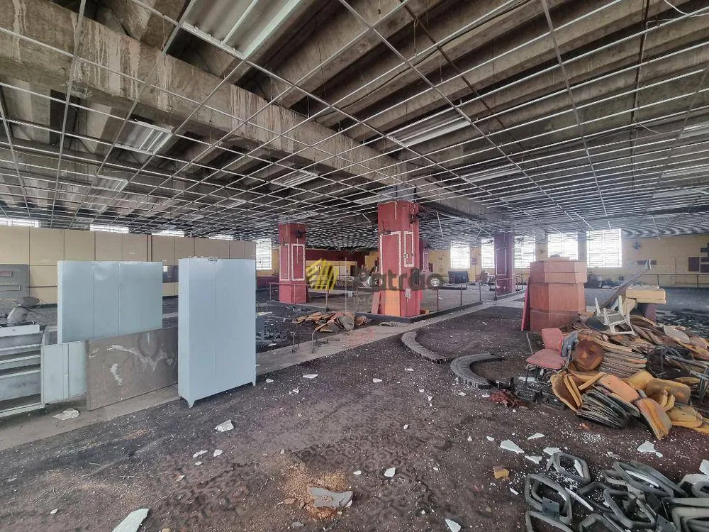 Sala-Conjunto, 1300 m² - Foto 3