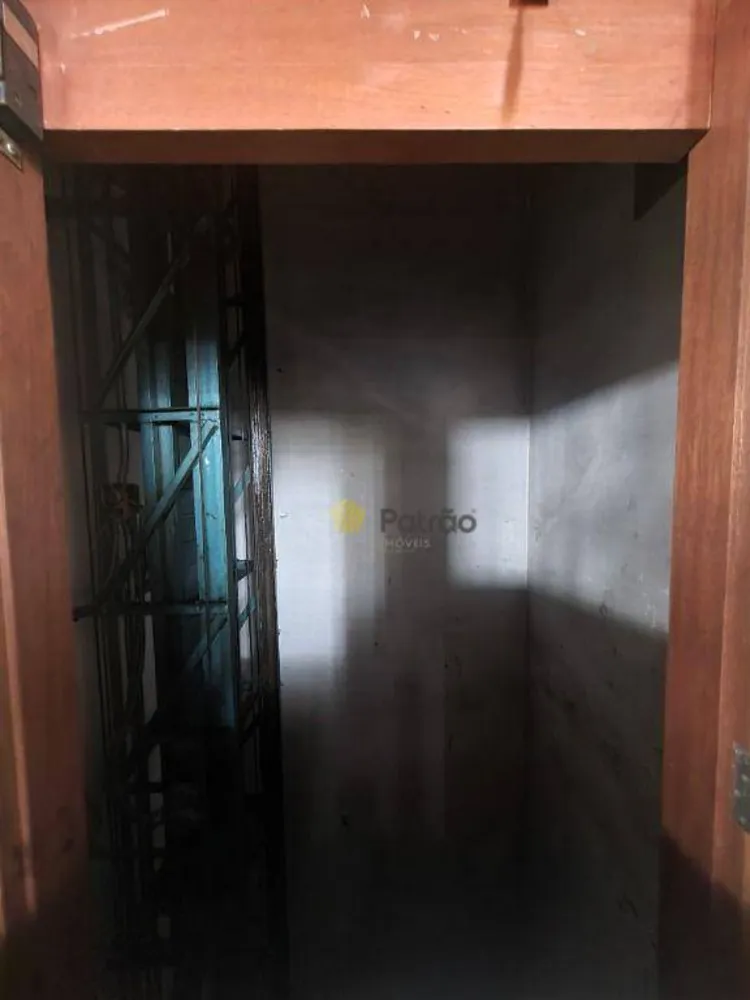 Sala-Conjunto, 1300 m² - Foto 7