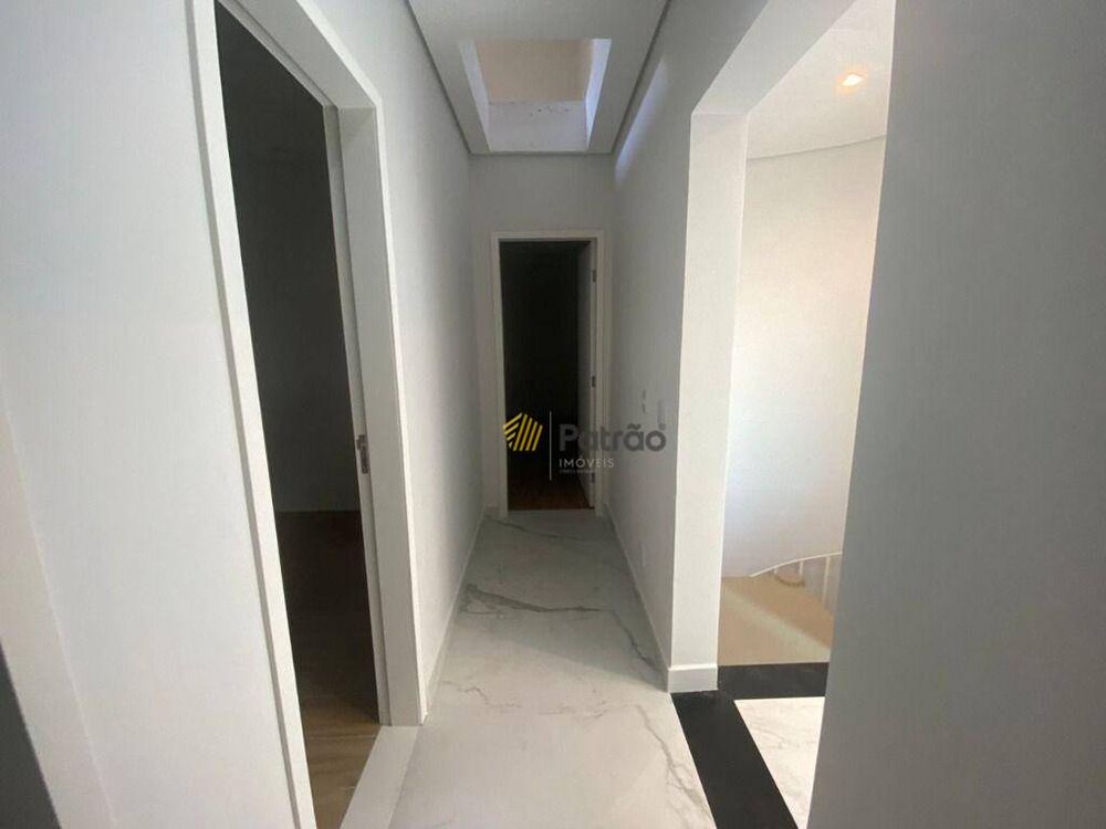 Sobrado, 4 quartos, 280 m² - Foto 2