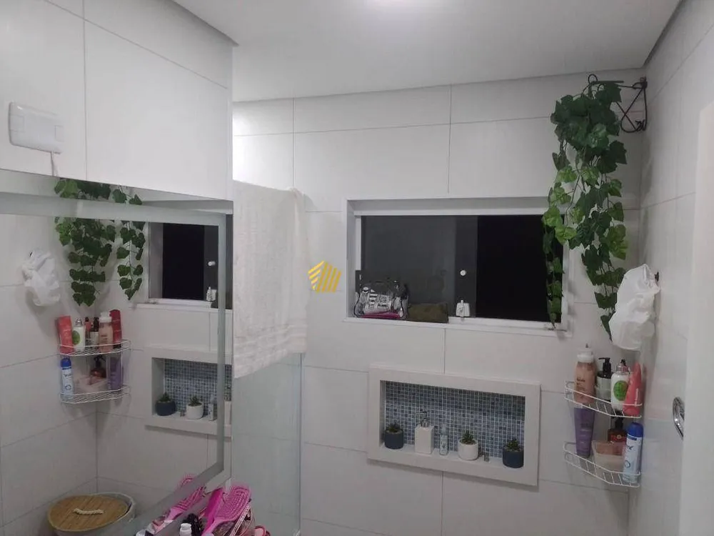 Sobrado, 3 quartos, 300 m² - Foto 1