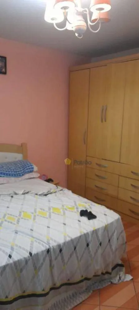 Sobrado, 3 quartos, 223 m² - Foto 2