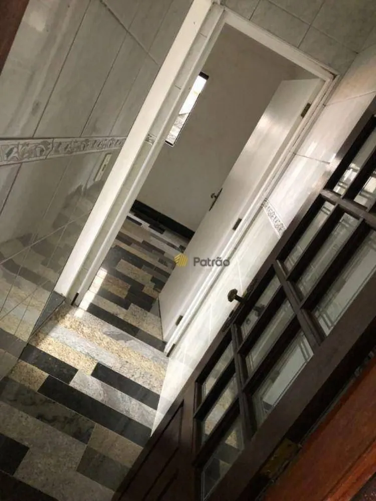 Sobrado, 4 quartos, 236 m² - Foto 8