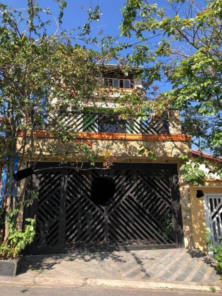 Sobrado, 4 quartos, 236 m² - Foto 1