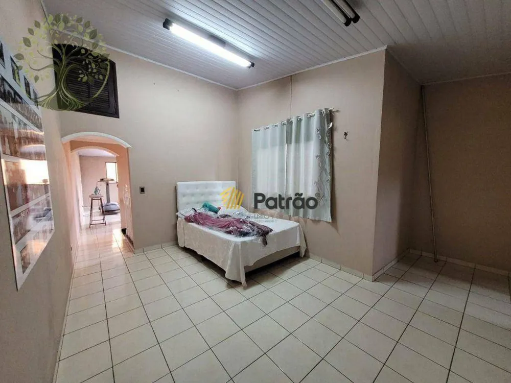 Sobrado, 5 quartos, 256 m² - Foto 2