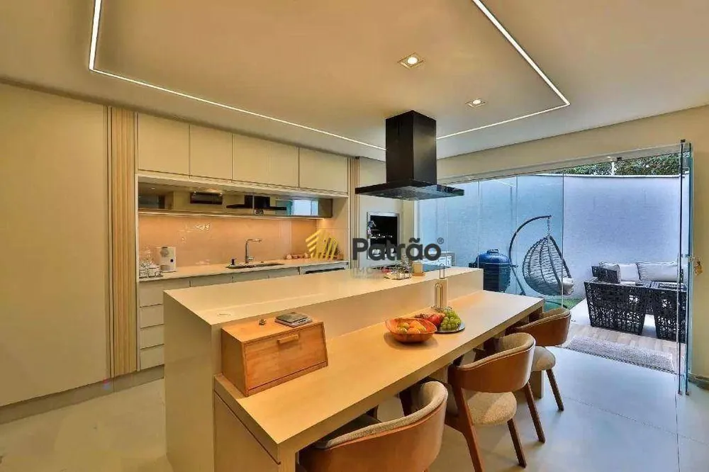 Sobrado, 4 quartos, 270 m² - Foto 6