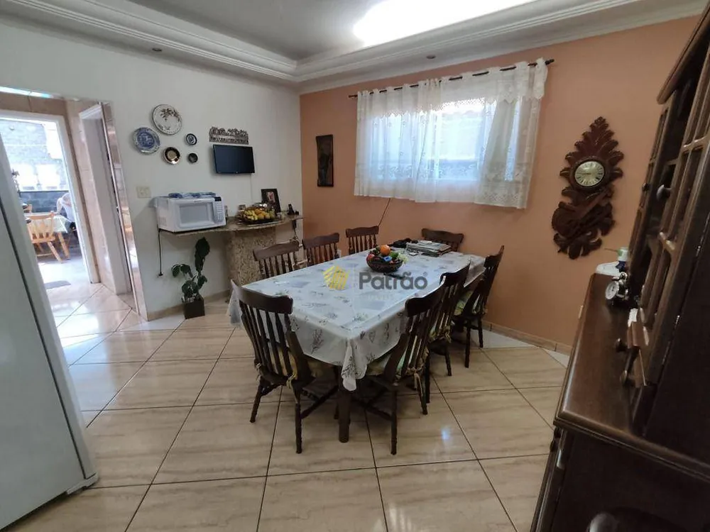 Casa, 2 quartos, 234 m² - Foto 9
