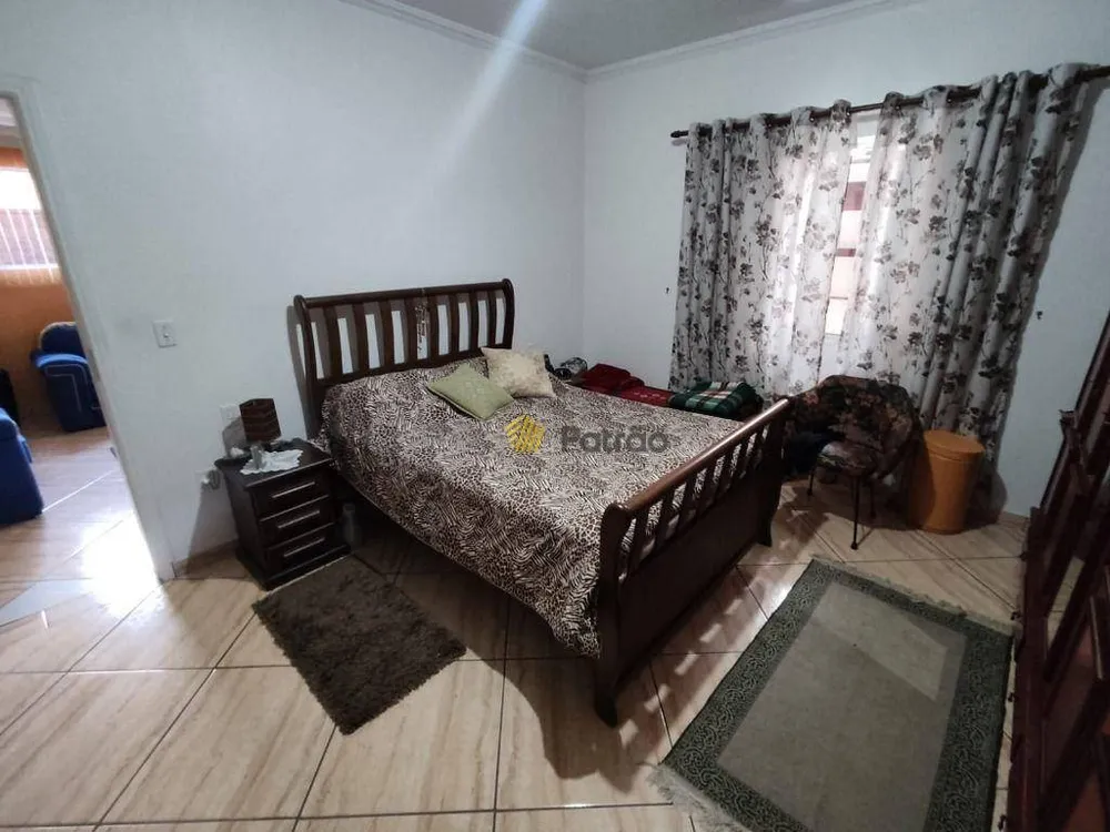Casa, 2 quartos, 234 m² - Foto 11