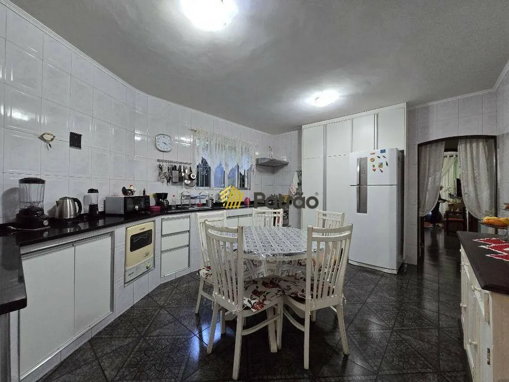 Sobrado, 3 quartos, 200 m² - Foto 10