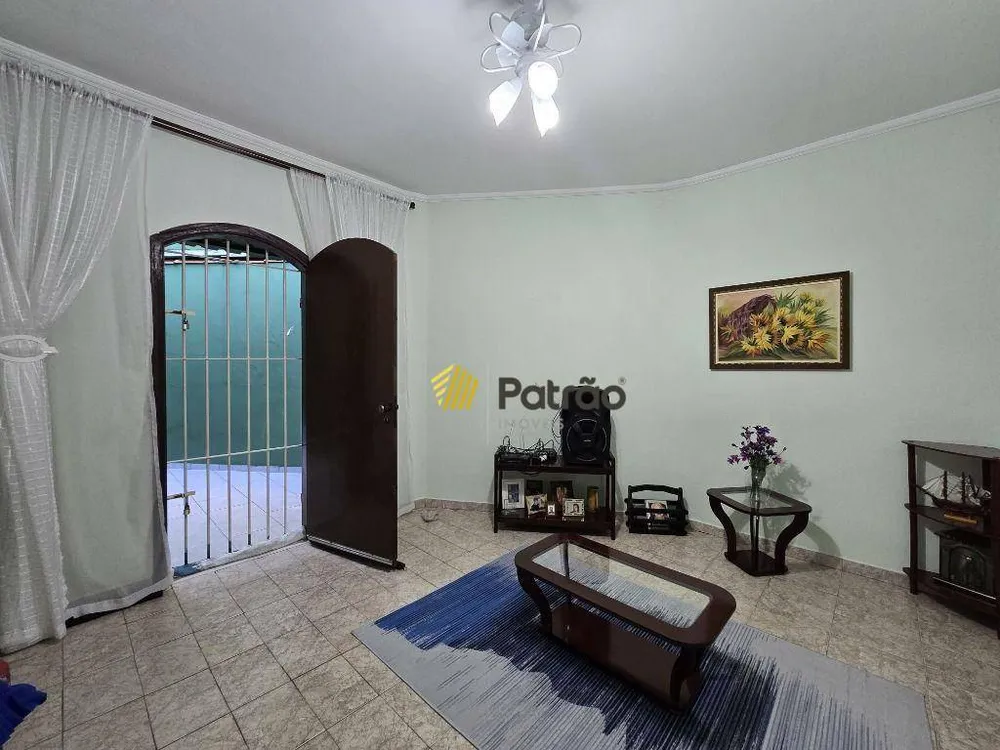 Sobrado, 3 quartos, 200 m² - Foto 1