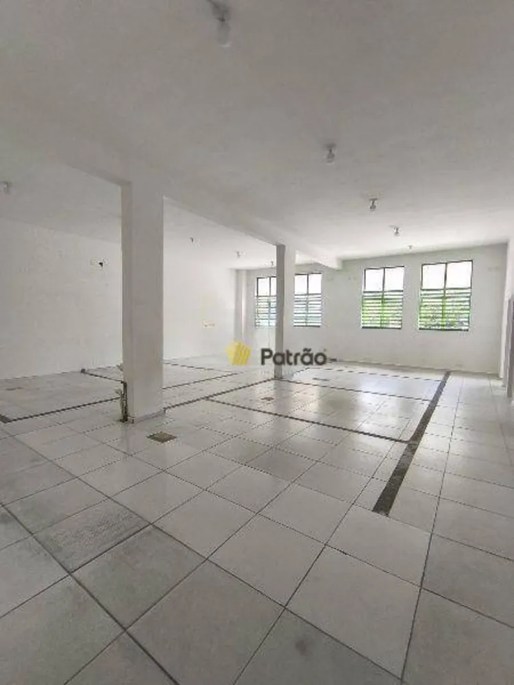 Loja-Salão, 736 m² - Foto 1