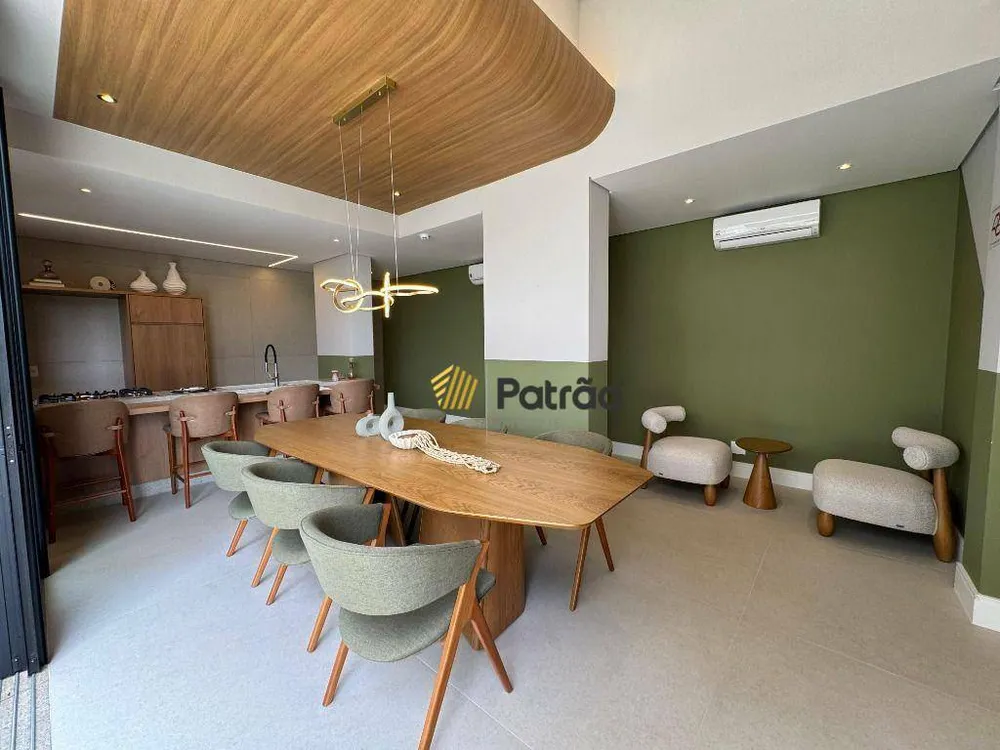 Apartamento, 3 quartos, 141 m² - Foto 1