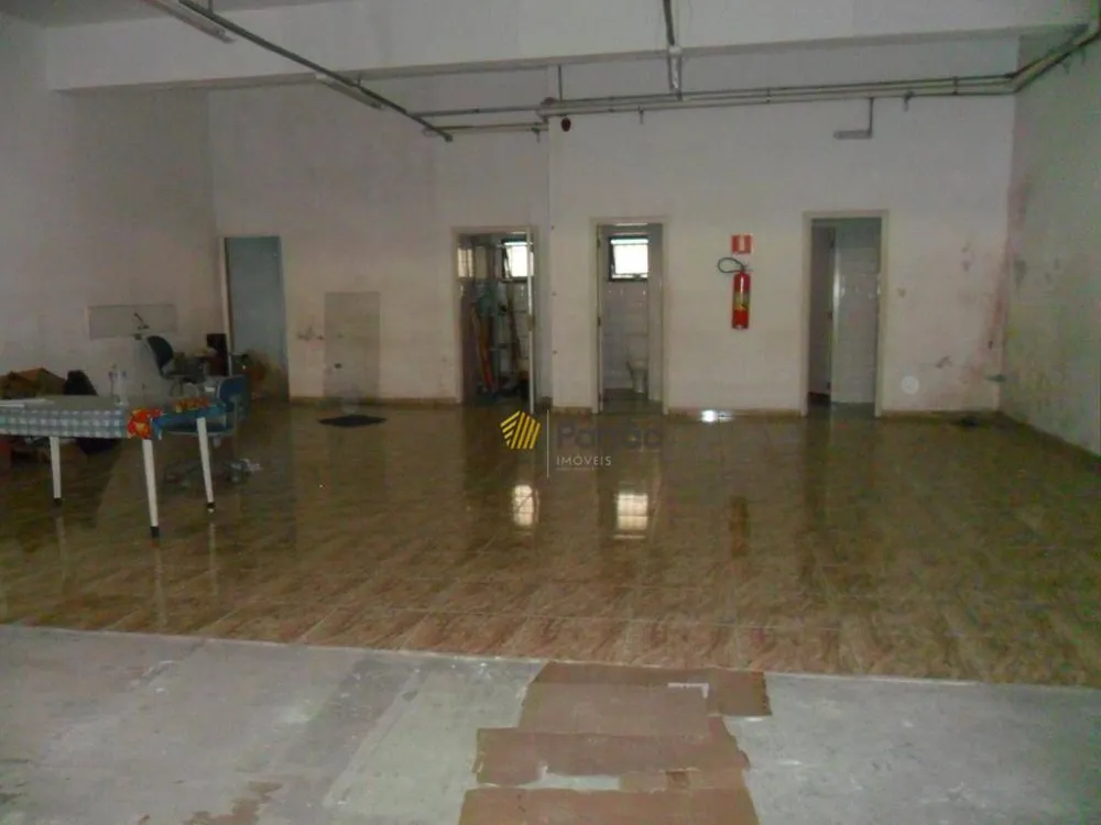 Loja-Salão, 635 m² - Foto 1