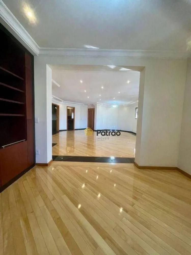 Apartamento, 3 quartos, 207 m² - Foto 2