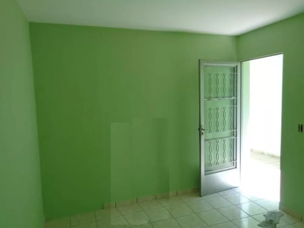 Casa à venda com 3 quartos, 158m² - Foto 3