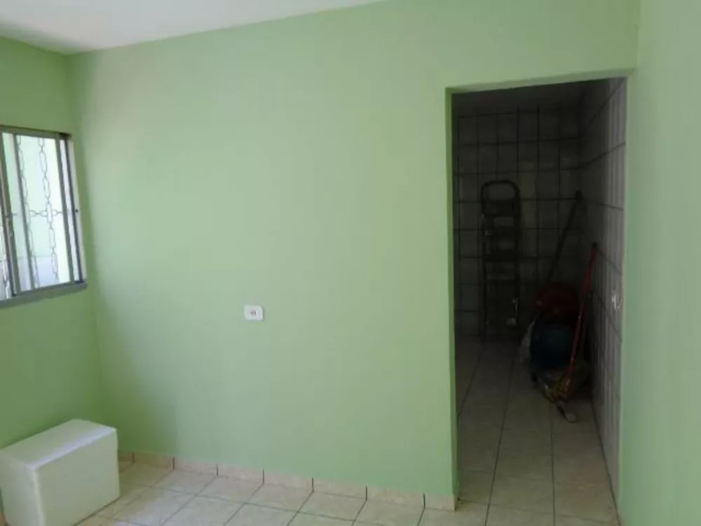 Casa à venda com 3 quartos, 158m² - Foto 4