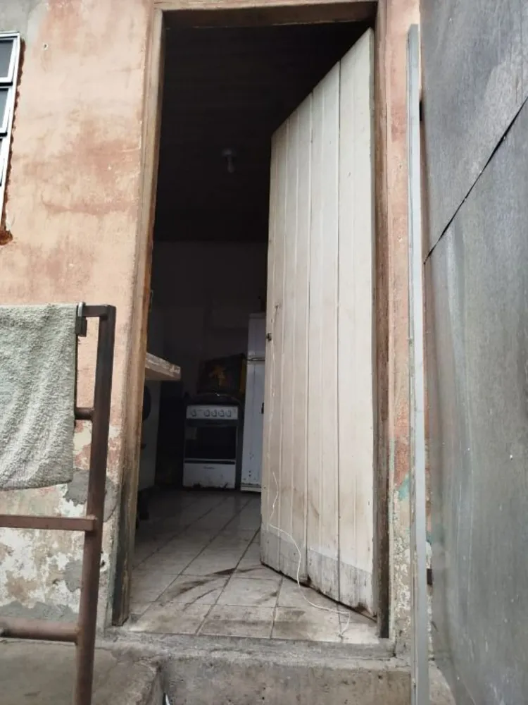 Casa, 4 quartos, 172 m² - Foto 2