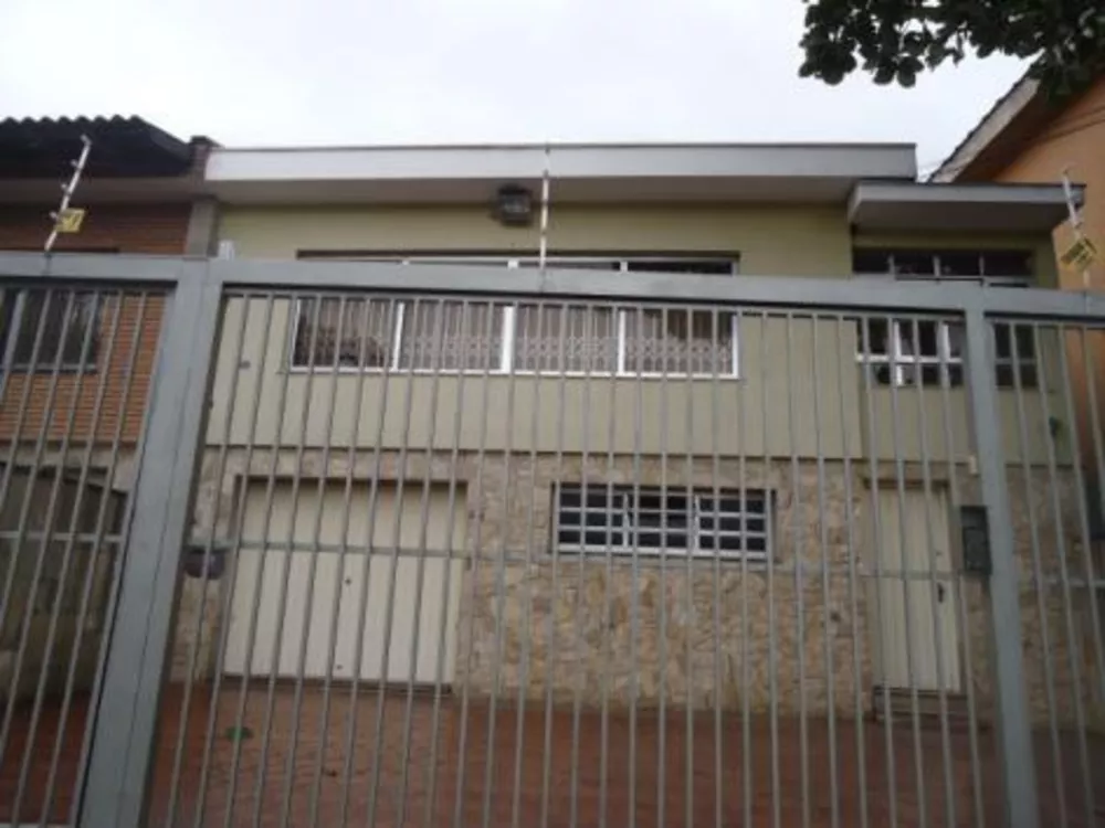 Casa à venda com 4 quartos, 200m² - Foto 1