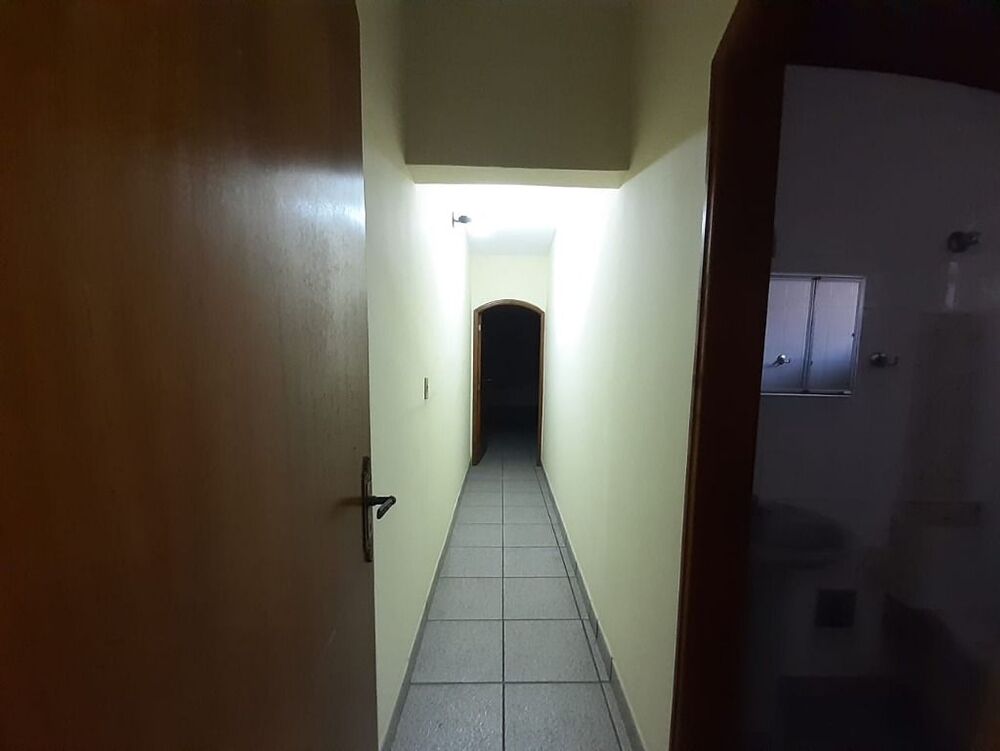 Sobrado à venda com 2 quartos, 253m² - Foto 11