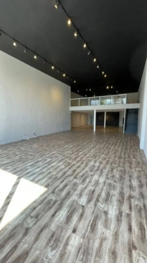 Loja-Salão, 379 m² - Foto 1