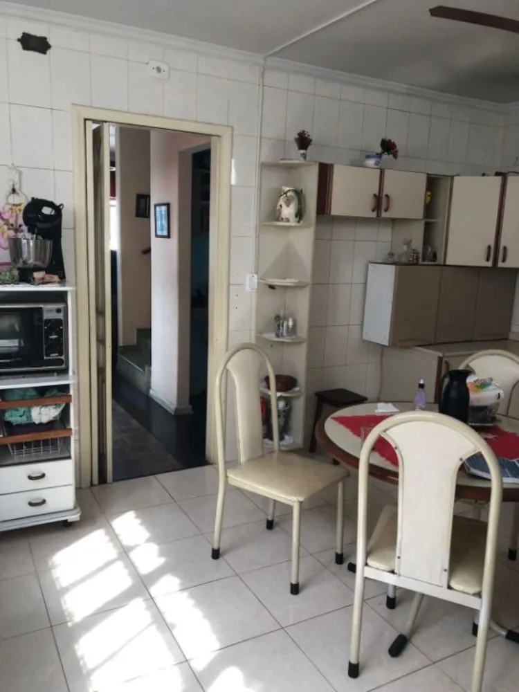 Casa, 3 quartos, 280 m² - Foto 1