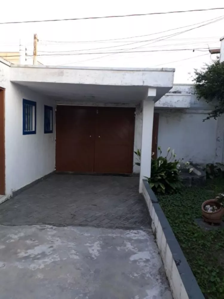 Casa à venda com 3 quartos, 150m² - Foto 4